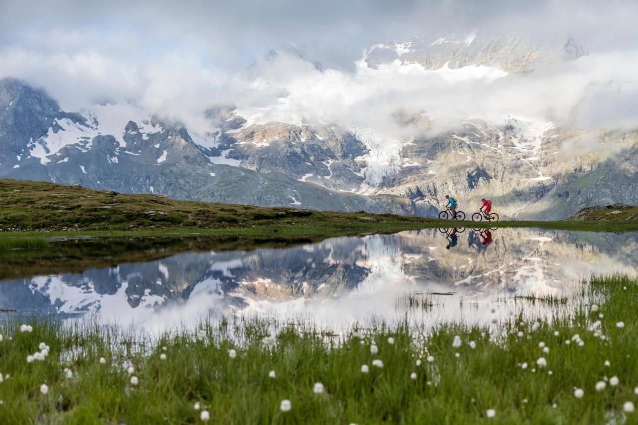 Schloss Hotel & Spa Pontresina Kültér fotó